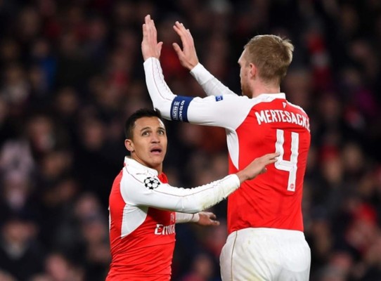 ¡Gigantes! Los futbolistas más altos del mundo