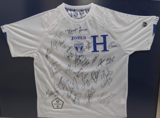 FOTOS: Así ha sido la evolución de la camiseta de Honduras desde 1970