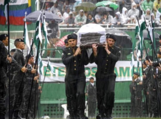 Sobrevivió al accidente del Chapecoense y ahora vuelve a librar la muerte: '¡Otra vez, no lo puedo creer!'