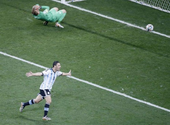 Argentina finalista: ganó 4-2 a Holanda en los penales.
