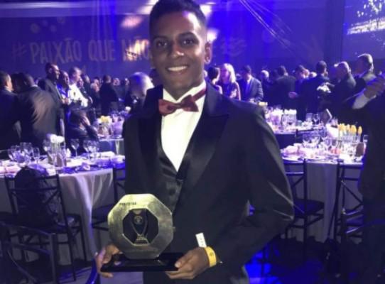 La tremenda historia de Rodrygo: La prohibición que le pusieron, su primer contrato millonario y tiene una novia espectacular