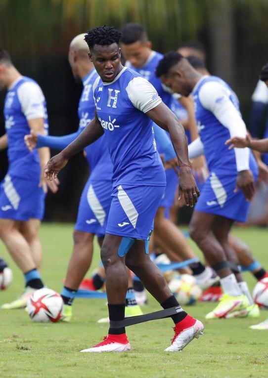 La definición ha sido uno de los tantos problemas de Honduras: Los delanteros que han utilizado Coito y Bolillo en este proceso