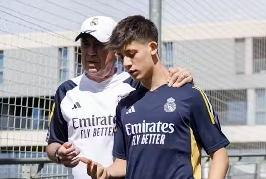 Arda Güler confiesa que Carlo Ancelotti le hizo prometer que jugaría en el Real Madrid.