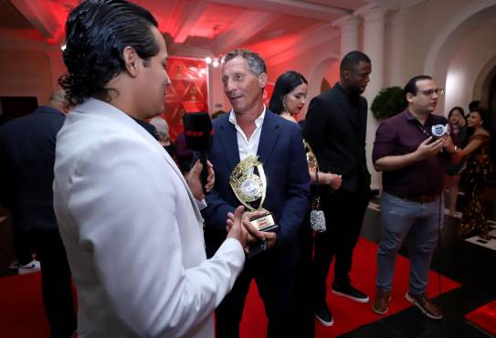 Pedro Troglio charló con el periodista de Diez, Victor Bustillo. Foto: Emilio Flores.