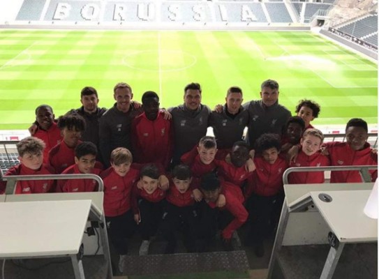 Así es la vida del hondureño Keyrol Figueroa en la academia del Liverpool