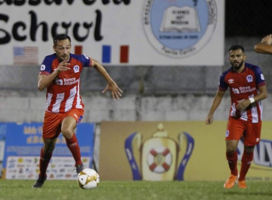 ¡Tres fichajes ni debutaron! Los fiascos del Apertura-2019 en Liga Nacional de Honduras