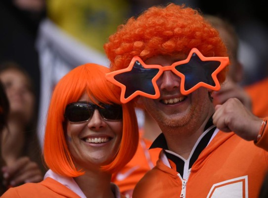 La imágenes del Ambiente de carnaval en Arena Fonte Nova previo al duelo Costa Rica-Holanda