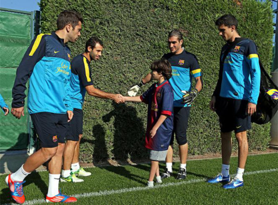 Gabriel Muniz, niño brasileño sin pies, cumple su sueño.