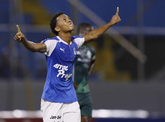 Jugadores que debería de probar Pinto en la Copa Centroamericana