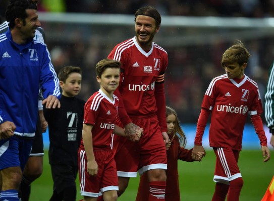 Los Beckham, una dinastia que predomina en el fútbol a pesar de los años