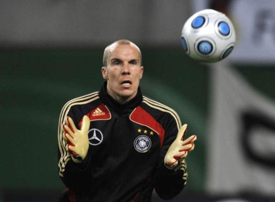 Dos se tiraron a las vías de un tren: Los futbolistas que se han suicidado, 'Morro' García se suma&nbsp;&nbsp;