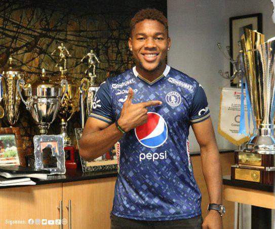 FICHAJES: Anunció su retiro pero seguirá en Liga Nacional, lo que Motagua ofrece a Auzmendi y Marathón quiere dos legionarios