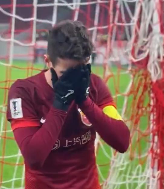 El fichaje más caro del fútbol chino tras dejar Europa se queda sin equipo: ¡ganó 192 millones de euros!