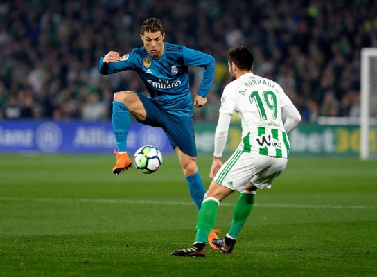 Real Madrid derrota al Betis pero sufre más de la cuenta en el Benito Villamarín