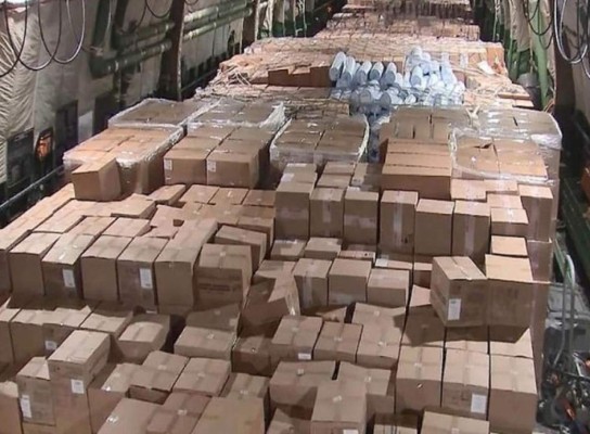 Rusia envía un avión con suministros para combatir el coronavirus en Estados Unidos