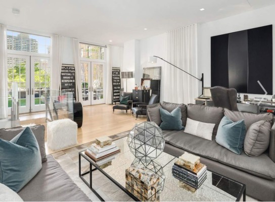 La lujosa mansión que ha puesto a la venta Jennifer López para ir a vivir con Álex Rodríguez