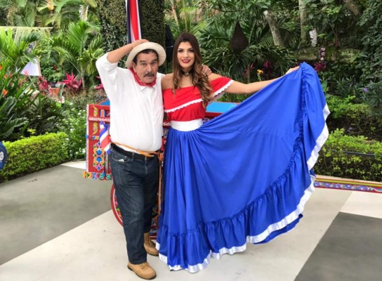 Sharon Segura, la modelo y presentadora tica, amante de su selección