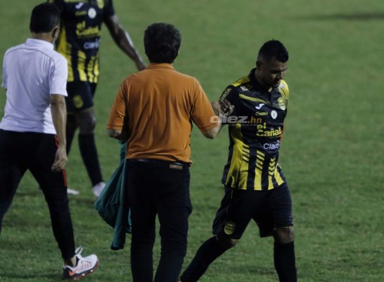 El saludo de Mario y Vargas, las lágrimas de felicidad de Omar Rosas y Rocca al estilo Neymar