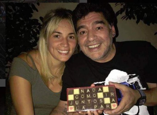 El gran motivo por el que Rocío Oliva se separó de Maradona y los bienes que recibió del astro argentino