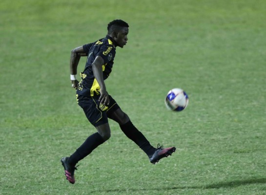 ¡Rosas quiere vacunar al León! Real España y su sólido once para vencer al tocado Olimpia en el Morazán