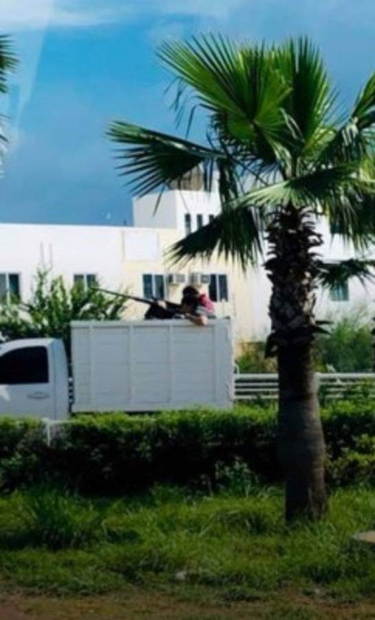 Caos y balaceras en Culiacán: Una tarde de terror tras captura del hijo del Chapo Guzmán