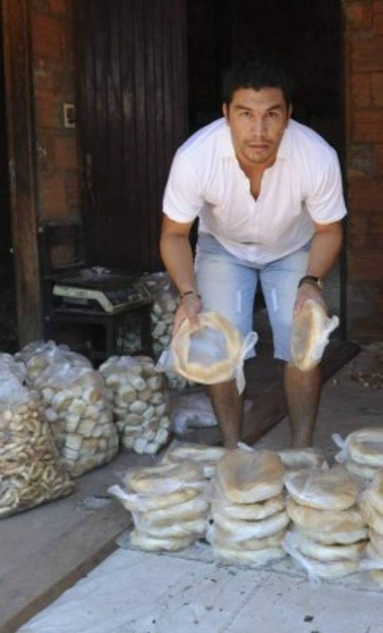 FOTOS | Salvador Cabañas, el exfutbolista que ahora predica a los jóvenes  