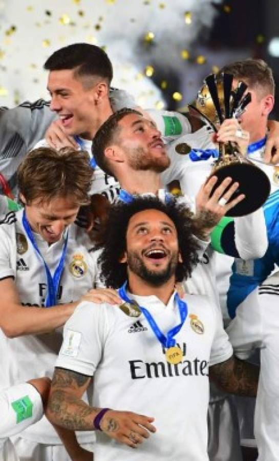 No viste en TV: Festejo, cariñitos y Marcelo alucina por el tricampeonato del Real Madrid