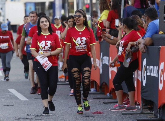 ¡Qué preciosuras! Las chicas que engalanaron la 43 Maratón de La Prensa