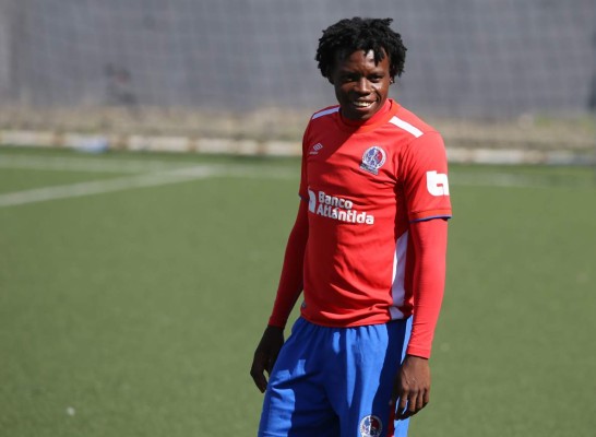 MERCADO: Olimpia cerca de un nuevo fichaje y el Vida se sigue reforzando