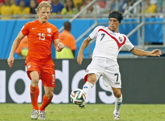 Al-Nassr de Arabia Saudita quiere a Christian Bolaños