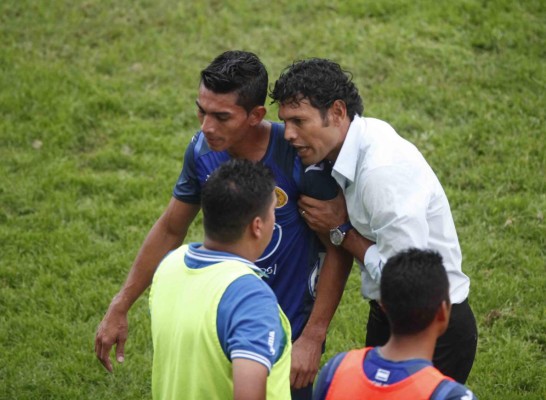 La generación del 2000 de Honduras le apunta a la dirección técnica