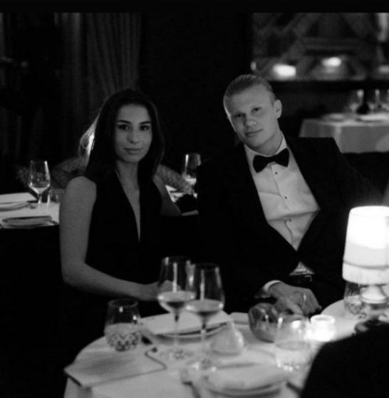 Haaland está enamorado: así es la preciosa futbolista que conquistó al noruego y la pasan juntos en España