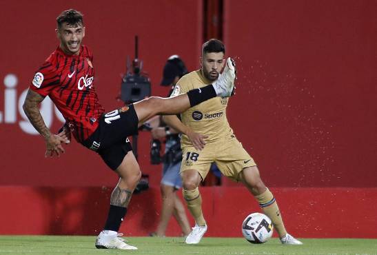 Barcelona saca sufrido triunfo ante Mallorca, alcanza el liderato en la Liga Española y ahora se enfoca en la Champions League