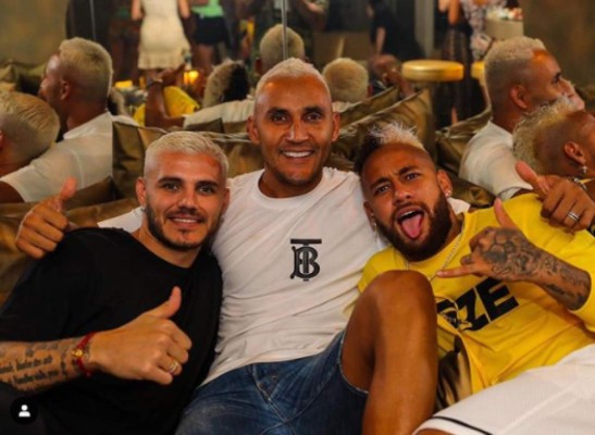 Wanda Nara enseña sus curvas: así son las vacaciones junto al portero Keylor Navas y su esposa