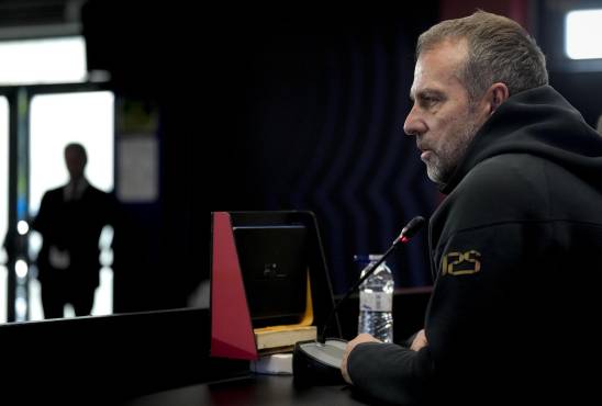 Hansi Flick se deshace en elogios para con Lamine Yamal, pero advierte algo sobre él: “Lo ha demostrado muchas veces”