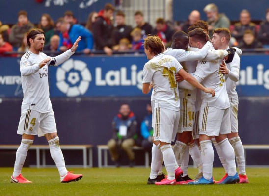 Real Madrid goleó al Osasuna y seguirá siendo el único líder de LaLiga