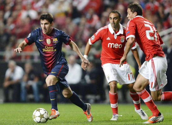 Barcelona vence 2-0 en visita a Benfica