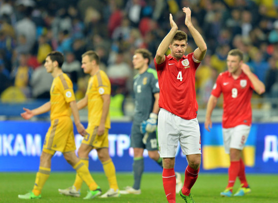 Las mejores imagenes de este Martes en las eliminatorias en Europa.