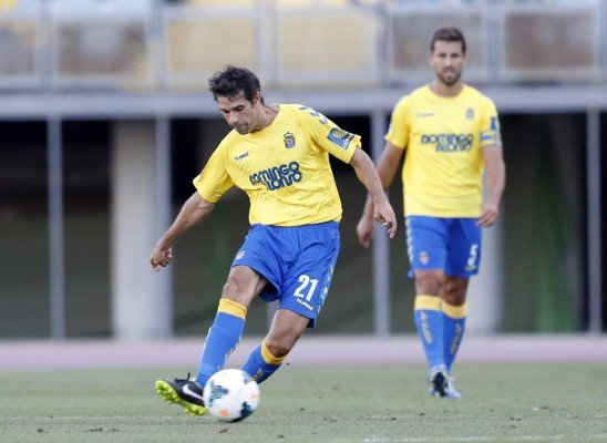 La Liga de España estrena espectacular balón Nike en 2015