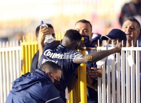 NO SE VIO EN TV: El abrazo de Diego y Troglio, Rubilio perdió el control y el festejo en el Olimpia