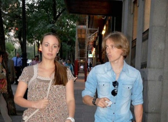 Una muñeca: Así es Vanja Bosnic, la esposa de Luka Modric ganador del The Best