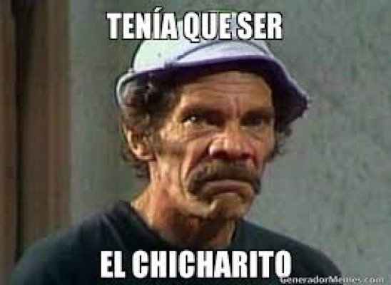 Los memes que dejaron las fallas del Chicharito ante el Barcelona