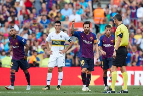 GRAF6219. BARCELONA, 15/08/2018.- El delantero argentino Leo Messi (c) celebra su gol durante el Trofeo Joan Gamper que disputan el FC Barcelona y el Boca Juniors, hoy en el Nou Camp. EFE/Alejandro García