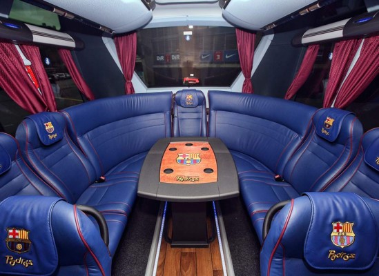 Si fueras un futbolista viajarías en estos autobuses de lujo