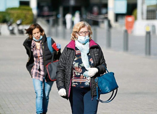 La OMS reconoció que el coronavirus puede contagiarse a través del aire