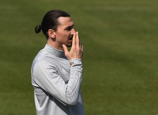 EN FOTOS: 'Ibramanía' en Los Angeles con llegada de Zlatan... ¿Qué se dijo con Jona dos Santos?