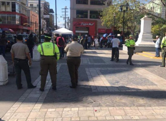 Desalojos y detenidos en fuertes operativos por las ciudades de Honduras durante toque de queda por coronavirus