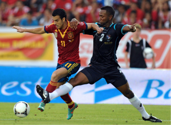 España le muestra a Panamá el fútbol de excelencia.
