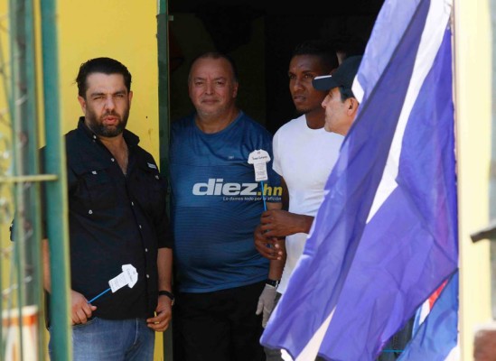 No viste en TV: Apasionado beso, sufrimiento de Elías Nazar y barra del Real España