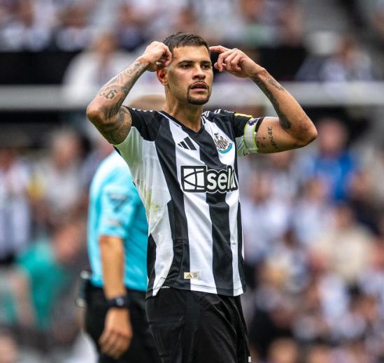 Guardiola renovó con Manchester City y pide un fichaje de 105 millones: “Le gusta mi fútbol, ya hemos hablado”